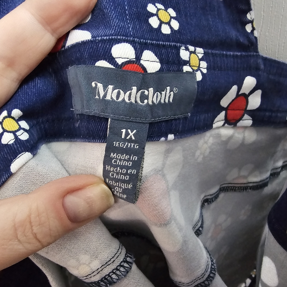 Modcloth Bloom Service Skirtall Size 1X - Picture 2 of 9